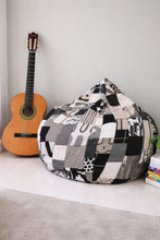 Black & White Mosaic Lounge