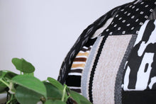 Black & White Mosaic Lounge